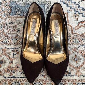 Jennifer Lopez Elegant Black Heels